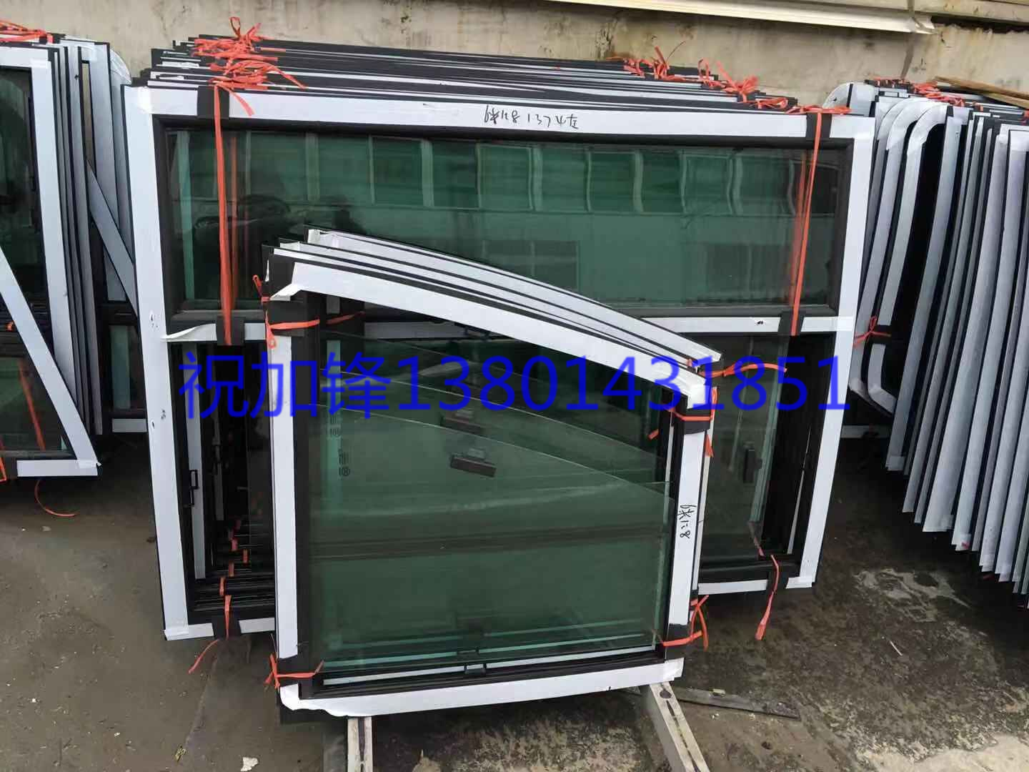 客戶(hù)車(chē)窗